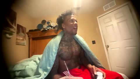 Snapshot of daddyjanimal chatting on 06.07.26 sexy tatted king bbc online show from 06.07.26