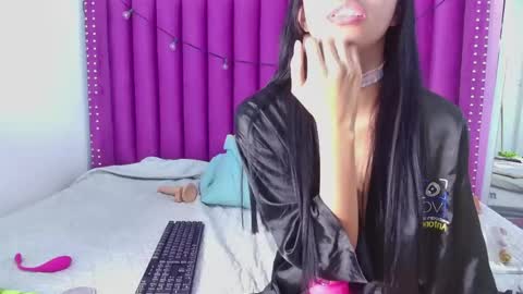 Snapshot of daddys_little_princesss chatting on 05.04.26 Antonella online show from 05.04.26