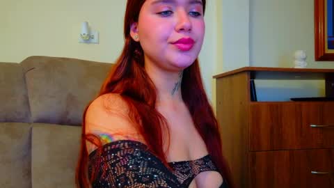 Snapshot of daddys_little_secrett chatting on 04.25.26 Valen online show from 04.25.26