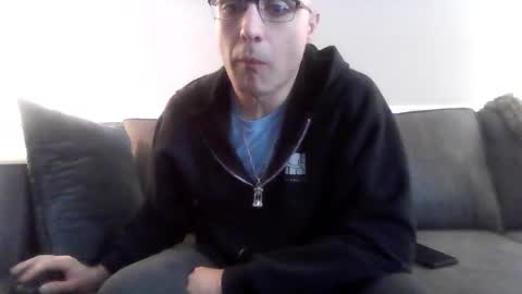 BeauTifulBoy97 online show from 04.12.26