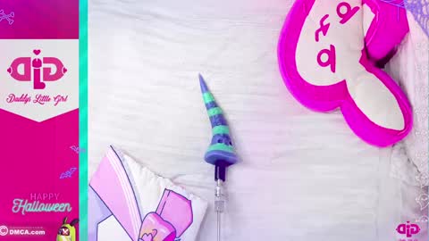 Im Andrea Nice to see you here  I love patterns soo much online show from 10.30.25