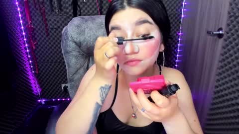 Lili online show from 02.20.25