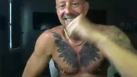 Snapshot of daddyzvibez chatting on 06.14.26 ZaddyVibez online show from 06.14.26