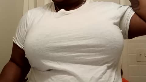 Snapshot of dadeesqtpieluvsu chatting on 01.13.26 DadeesQTPie online show from 01.13.26