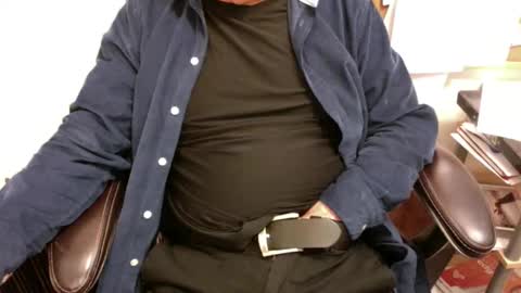 Snapshot of dadooronron69 chatting on 11.15.25 dadooronron69 online show from 11.15.25