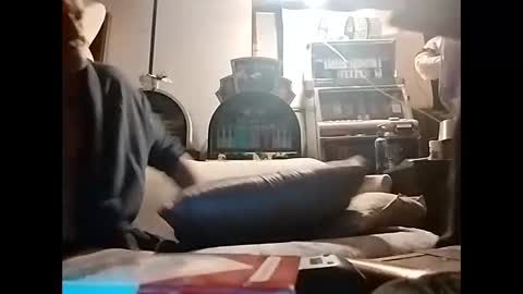 Snapshot of dadude_714 chatting on 12.01.25 dadude_714 online show from 12.01.25