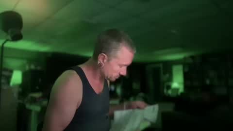 Snapshot of daemon456321 chatting on 10.10.25 daemon online show from 10.10.25