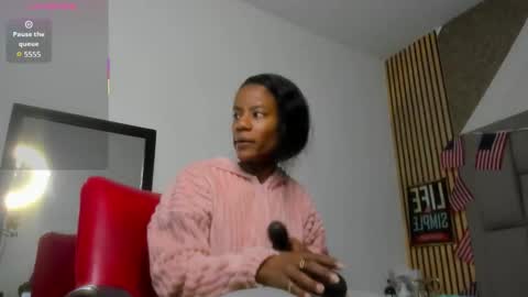 daffnelewis online show from 09.09.25