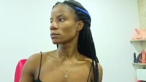 Snapshot of daffnelewis chatting on 07.15.26 daffnelewis online show from 07.15.26