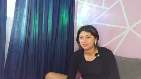 Snapshot of dafna_and_kris chatting on 05.03.26 dafna and kris online show from 05.03.26
