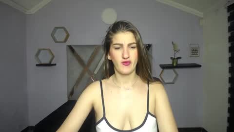 Snapshot of dafne_castro6478 chatting on 09.28.25 Dafne Castro online show from 09.28.25