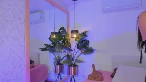 Snapshot of dafne_hillss chatting on 02.22.26 dafne_hillss online show from 02.22.26