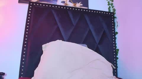 dafne_quenn online show from 11.22.25