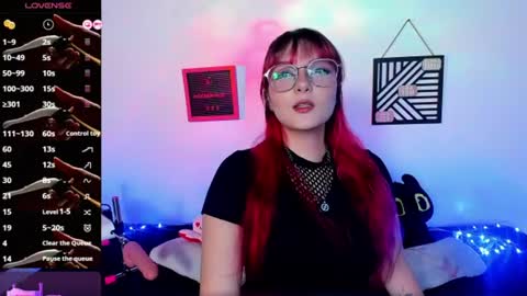 Snapshot of dafnemoon_1 chatting on 07.19.26 Dafne Moon online show from 07.19.26