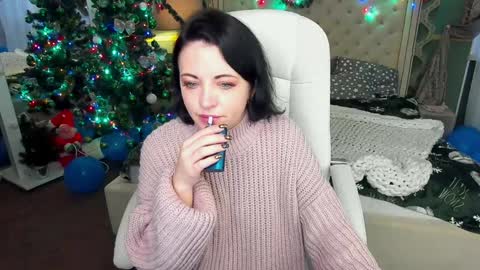 Dafni Mon online show from 01.01.25