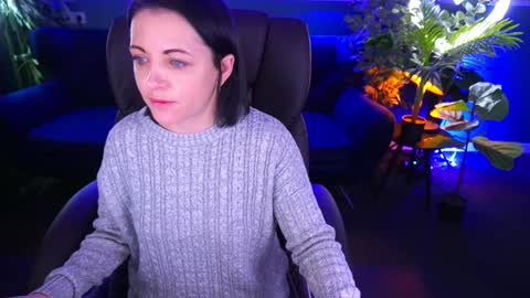 Dafni Mon online show from 01.13.25