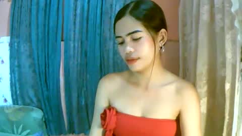 Im Dahlia online show from 04.06.26