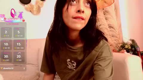 Snapshot of dahlia_vexx chatting on 10.14.25 Dahlia Next stream September 30 at -7 GMT. online show from 10.14.25
