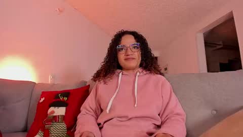Snapshot of dahliabrowniee chatting on 12.15.24 Dahli online show from 12.15.24