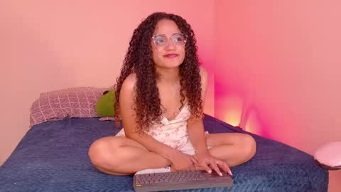 Snapshot of dahliabrowniee chatting on 06.07.26 Dahli online show from 06.07.26