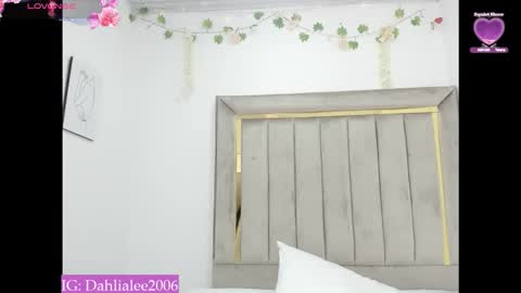 Dahlialee online show from 02.28.26