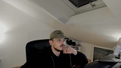 Daimon  online show from 10.14.25