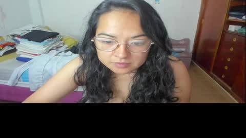daina_20 online show from 10.27.25