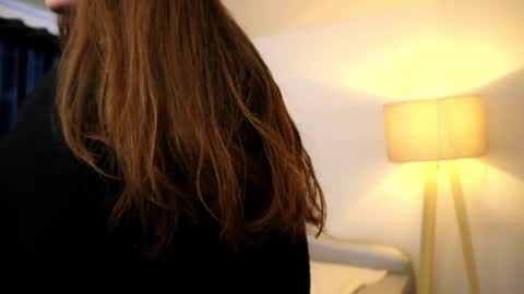 Lauren            online show from 09.13.25