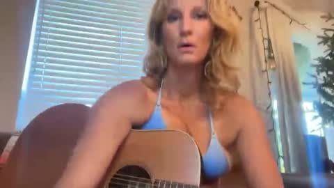 Daisy137 online show from 12.05.25