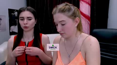 Snapshot of daisy_candy chatting on 02.27.25 Little Di online show from 02.27.25