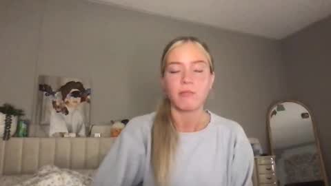 Snapshot of daisy_hart chatting on 06.11.26 Daisy online show from 06.11.26