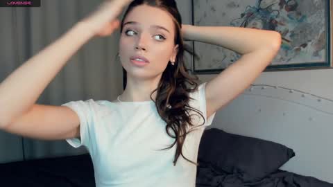 Naomi online show from 01.26.25