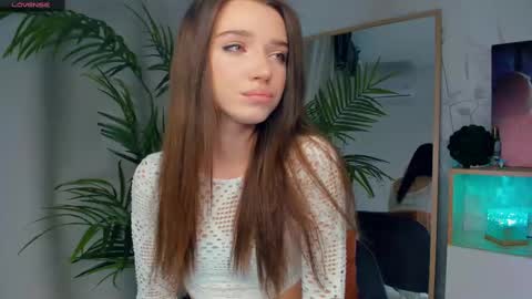 Naomi online show from 02.15.25