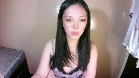 Snapshot of daisylira chatting on 12.09.24 LILY christmas wish breast implant online show from 12.09.24