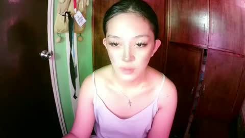 Snapshot of daisylira chatting on 12.18.24 LILY christmas wish breast implant online show from 12.18.24