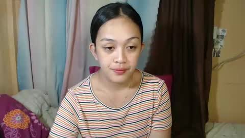Snapshot of daisylira chatting on 01.31.25 LILY christmas wish breast implant online show from 01.31.25