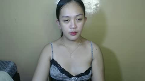 Snapshot of daisylira chatting on 03.04.25 LILY christmas wish breast implant online show from 03.04.25