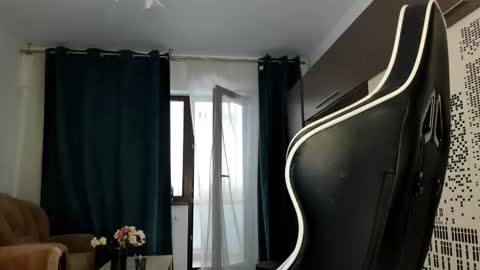 Beatrice online show from 03.19.26