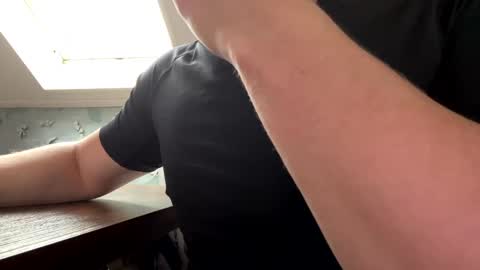 Snapshot of dakken2021 chatting on 12.28.24 dakken online show from 12.28.24