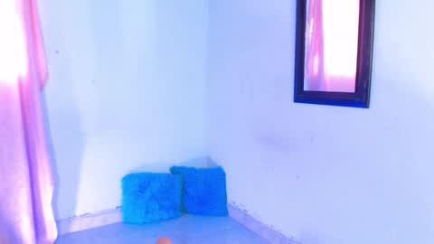 VALENTINA  online show from 11.09.25