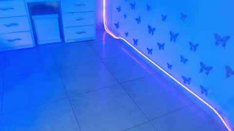 VALENTINA  online show from 04.05.26