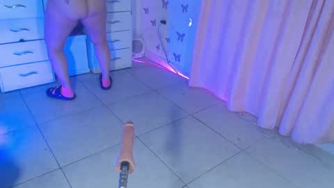 VALENTINA  online show from 06.05.26