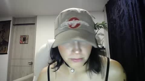 IG  dakotasofiaa online show from 01.14.25