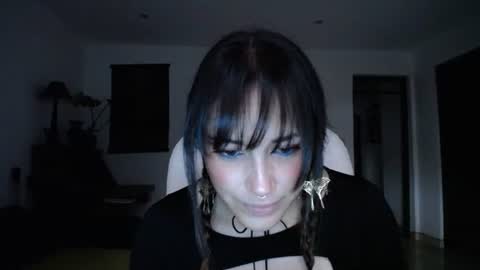 IG  dakotasofiaa online show from 06.17.26