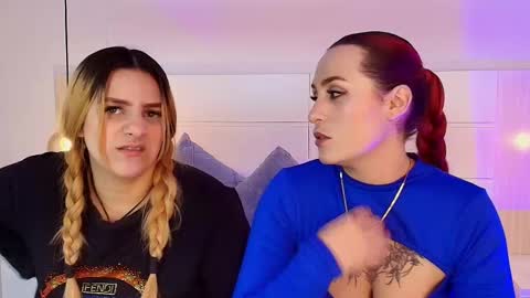 Dakota-Megan online show from 10.13.25