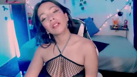 Snapshot of dakota_ro chatting on 09.19.25 Caroliina online show from 09.19.25