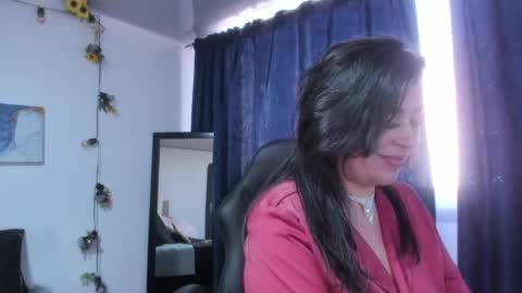 Snapshot of dakotaagray chatting on 04.27.26 Dakotaagray online show from 04.27.26