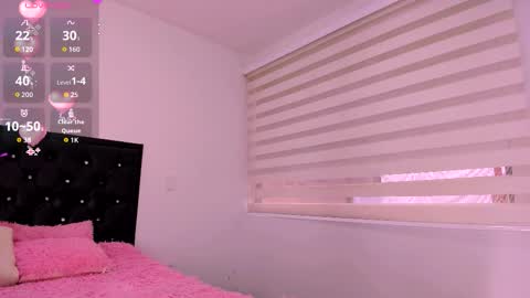 Snapshot of dakotamitchell chatting on 09.27.25 dakotamitchell online show from 09.27.25