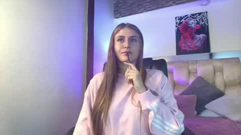 dakotarobbins_ online show from 03.07.25