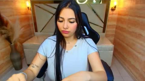 Dakotha  online show from 12.16.25